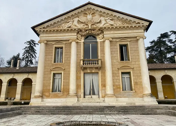 Residence19ilborgo Апарт-отель Азоло